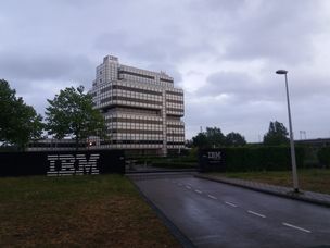 Ibm amsterdam analist